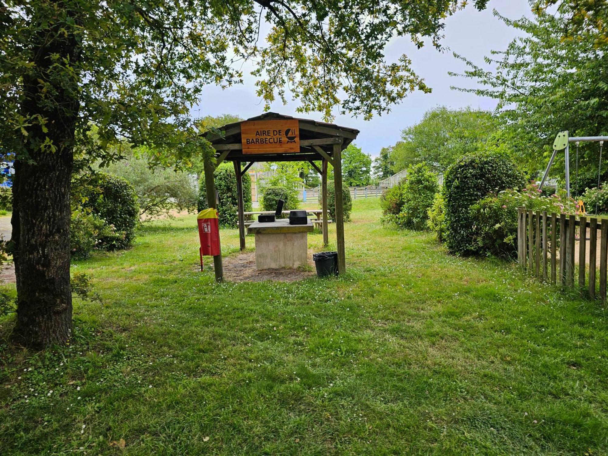 Mobil-Home 6 Personne - Tohapi Coeur De Vendee La Boissiere-de-Montaigu ภายนอก รูปภาพ